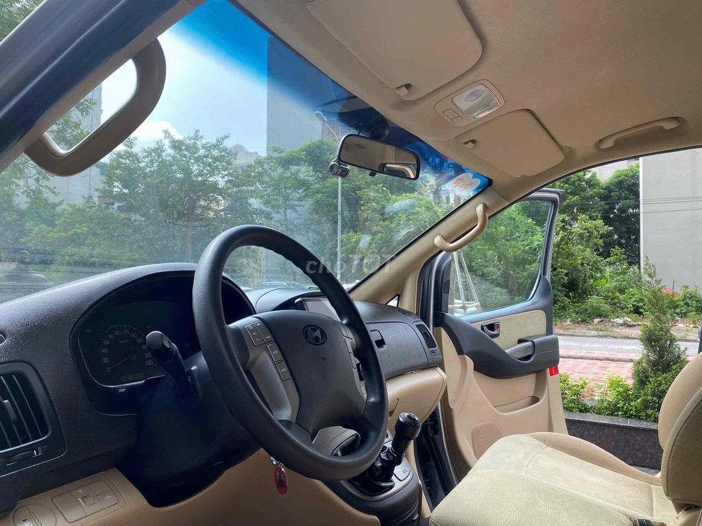 Hyundai Grand Starex 2014 - 9 chỗ. Mua bán Ô tô tại Quận Hà Đông Hà Nội được đăng bởi Hiệp Xoăn Hà Đông hình 13