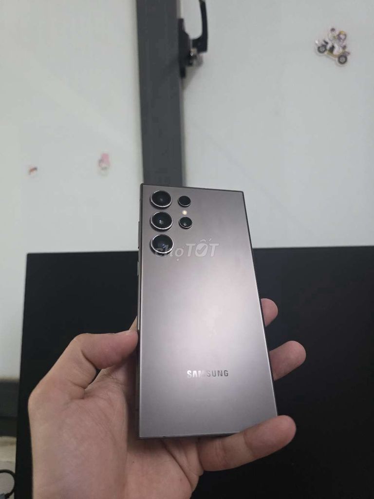 Samsung S24 Ultra Đen vn 2 sim zin áp. Mua bán Điện thoại tại Quận Liên Chiểu Đà Nẵng được đăng bởi Thien  hình 1