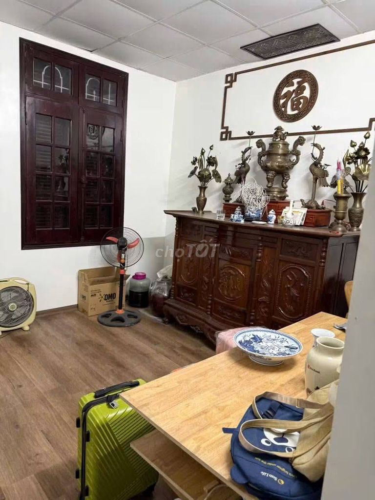 Продается дом в Йенхоа, Кау Гиай - 55 м2, 4 этажа, 30 м от улицы