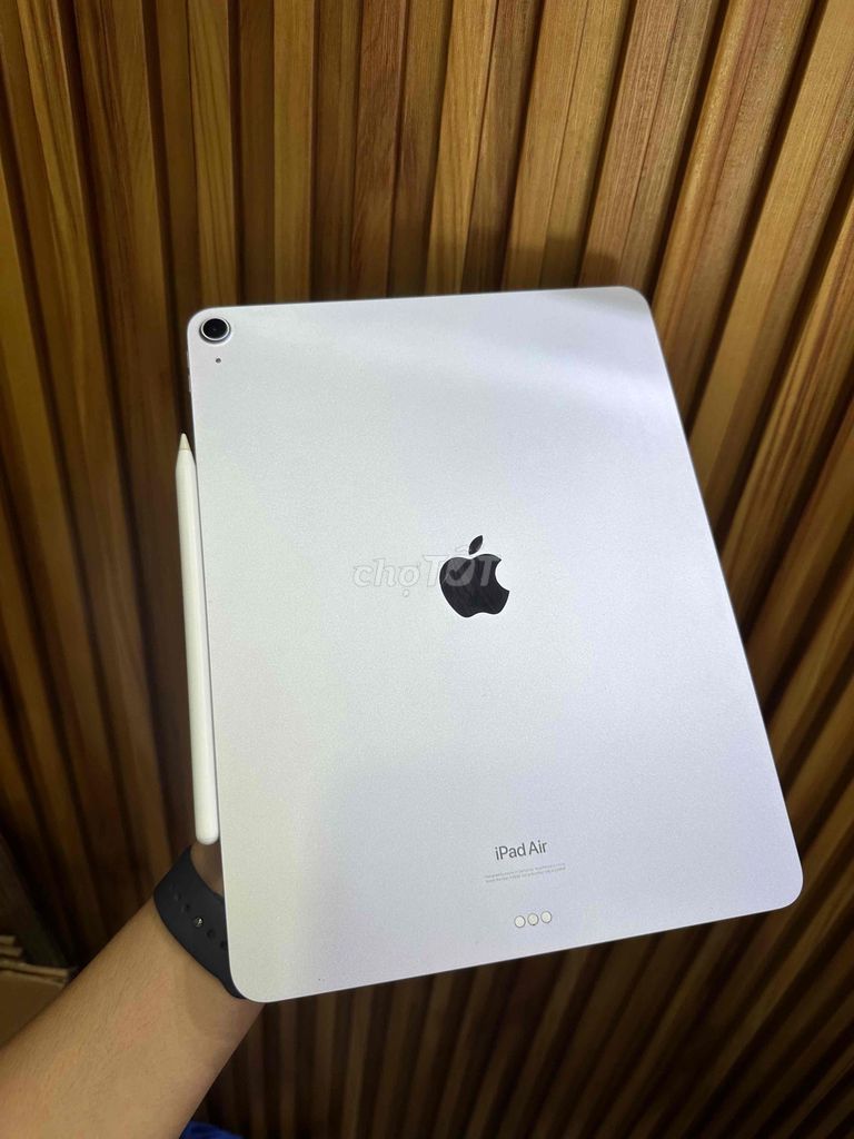 Apple iPad Air M2 13 inch 128GB Bạc. Mua bán Máy tính bảng tại Quận 8 Tp Hồ Chí Minh được đăng bởi Lê Đặng Minh Khang hình 1