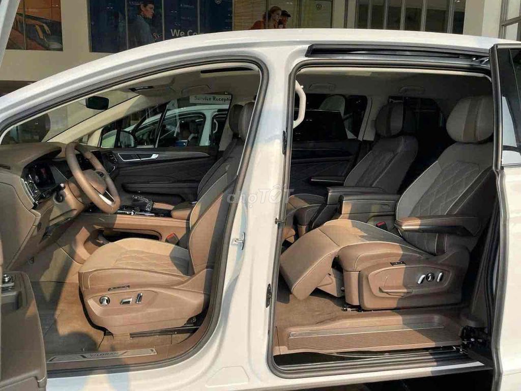 Volkswagen Viloran giá *** miền Nam. Mua bán Ô tô tại Quận 12 Tp Hồ Chí Minh được đăng bởi Phong GT Car hình 6