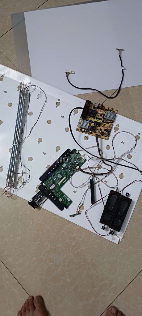 Main nguồn, Main board TCL 40 inch. Mua bán Linh kiện (RAM, Card...) tại Huyện Thuận Thành Bắc Ninh được đăng bởi Hải Nguyễn Hoàng hình 1