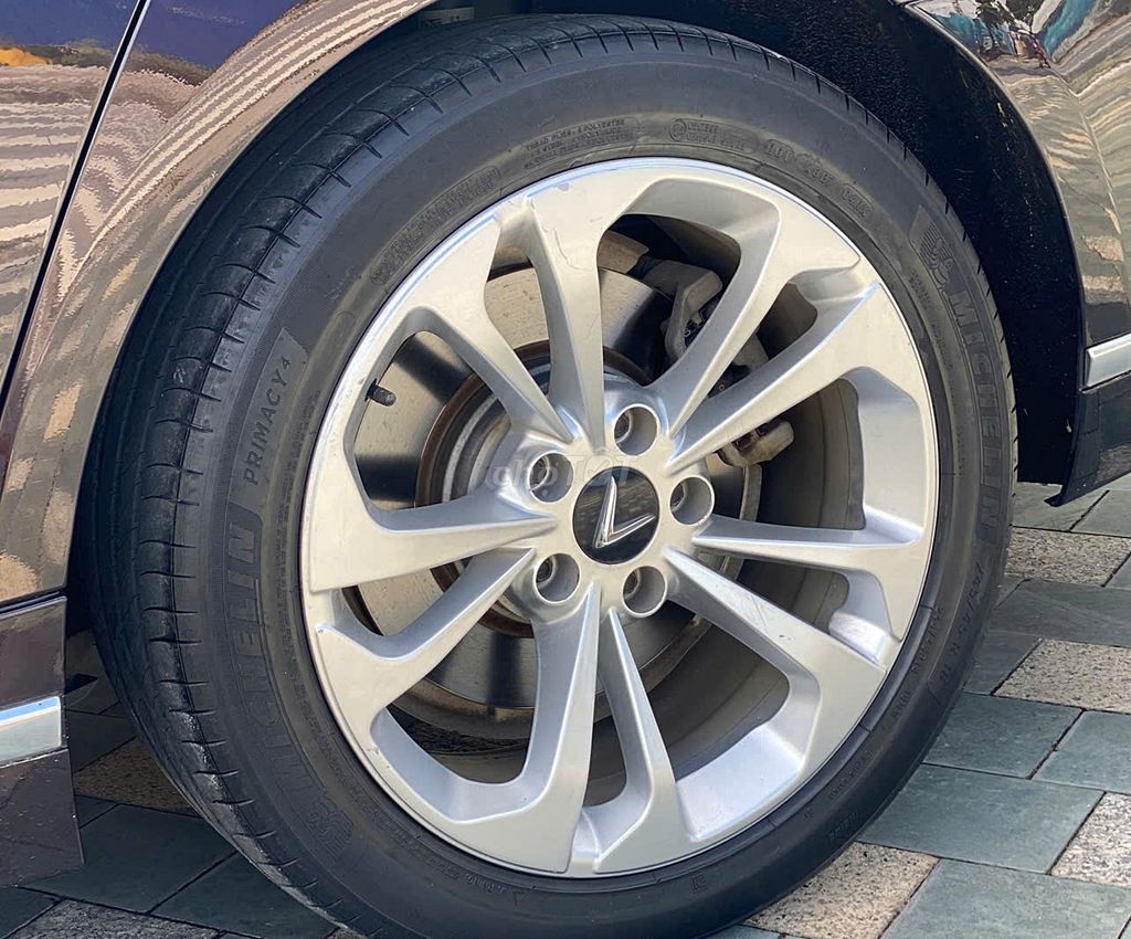 VinFast Lux A 2.0 Plus 2.0 AT 2020 ĐK 2021. Mua bán Ô tô tại Quận Long Biên Hà Nội được đăng bởi VIETNAM OTO hình 13