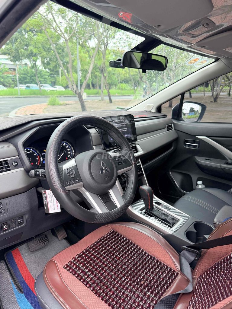 Xpander 2024 Premium 1.5 AT - 9000 km siêu lướt. Mua bán Ô tô tại Quận Hải Châu Đà Nẵng được đăng bởi Nguyễn Vương Auto hình 7