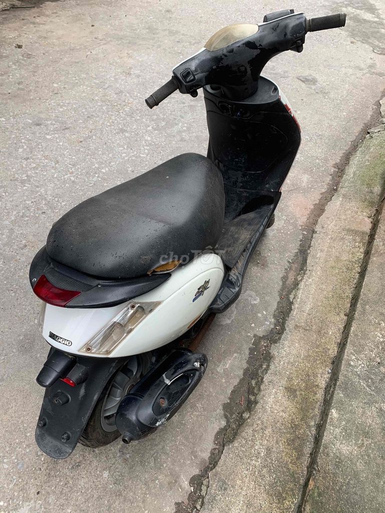 mình cần bán xe zip xe đang đi lại bt giá 2tr800. Mua bán Xe máy tại Huyện Thường Tín Hà Nội được đăng bởi Hải anh hình 3