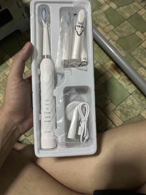 cần bán bàn chải điện. Mua bán Nội thất, đồ gia dụng khác tại Quận 4 Tp Hồ Chí Minh được đăng bởi hello