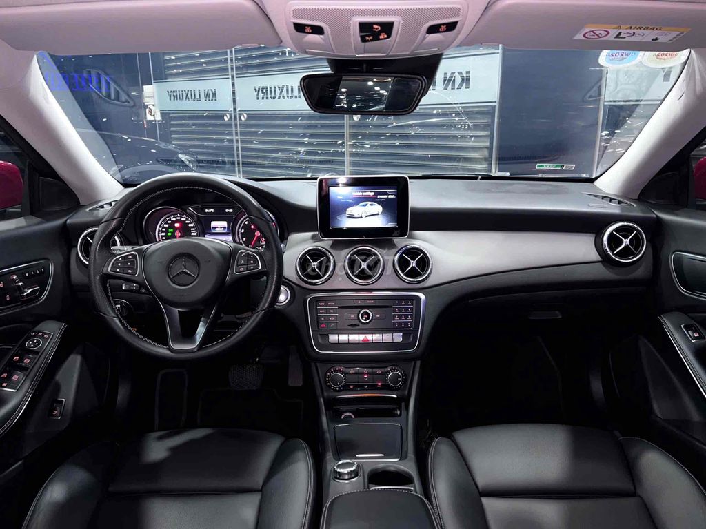 Mercedes Benz CLA Class 2018 CLA 200 - 42000 km. Mua bán Ô tô tại Quận 7 Tp Hồ Chí Minh được đăng bởi Lê Văn Út hình 12
