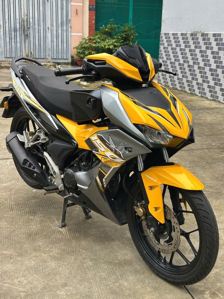 Honda Winner V2 ABS 2020 Vàng xám. Mua bán Xe máy tại Quận Tân Bình Tp Hồ Chí Minh được đăng bởi Waann em xe máyy hình 9