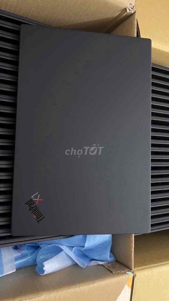 Lenovo Thinkpad X1 Carbon. Mua bán Laptop tại Quận Thanh Khê Đà Nẵng được đăng bởi Hồ Xuân Phát hình 1