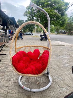 Đồ cho mẹ và bé xích đu. Mua bán Mẹ và bé tại Quận Sơn Trà Đà Nẵng được đăng bởi thế giới đồ cũ đà nẵng