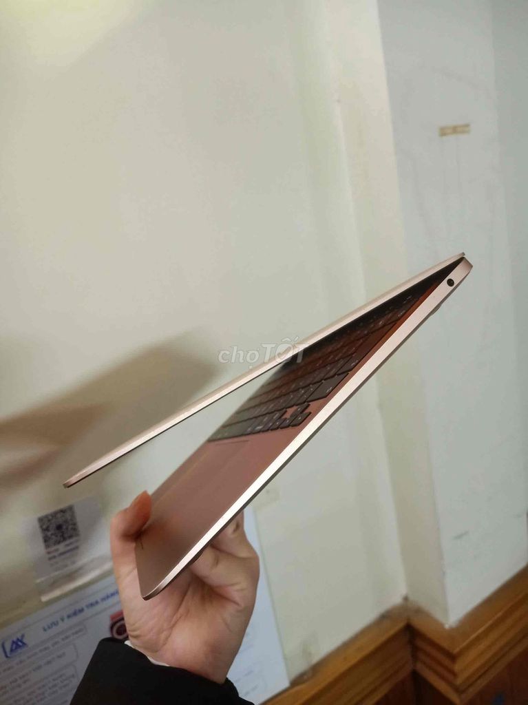 thanh lý air m1 8/256 kèm sạc. Mua bán Laptop tại Quận Cầu Giấy Hà Nội được đăng bởi Minh Khuê hình 1