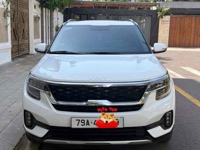 Kia Seltos Premium 2023 Trắng 65331 km