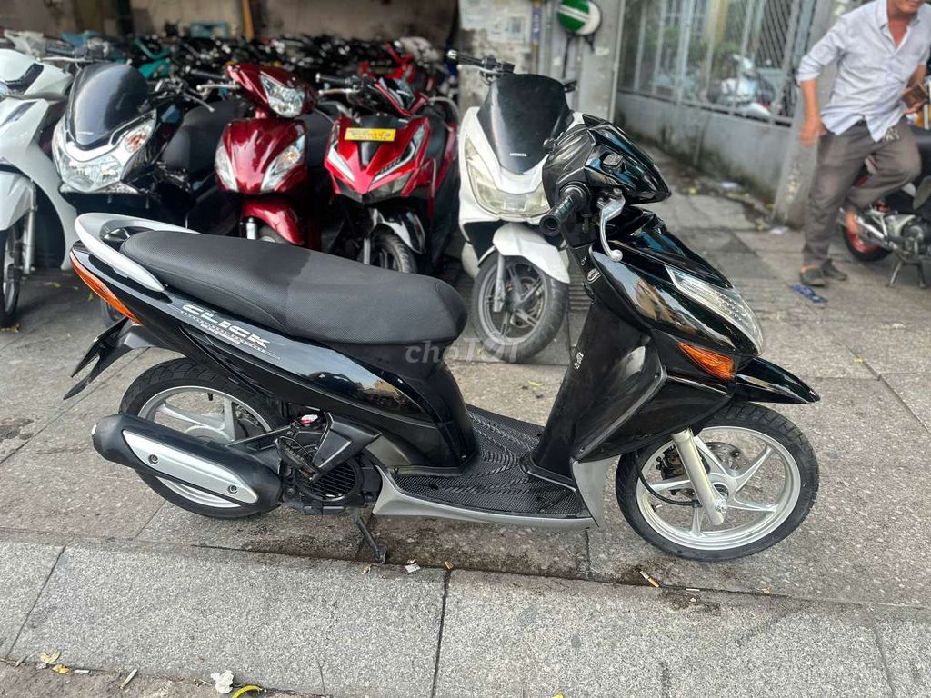 Honda click 2010 mới 90% biển số thành phố. Mua bán Xe máy tại Quận Tân Phú Tp Hồ Chí Minh được đăng bởi Tuanduy hình 2