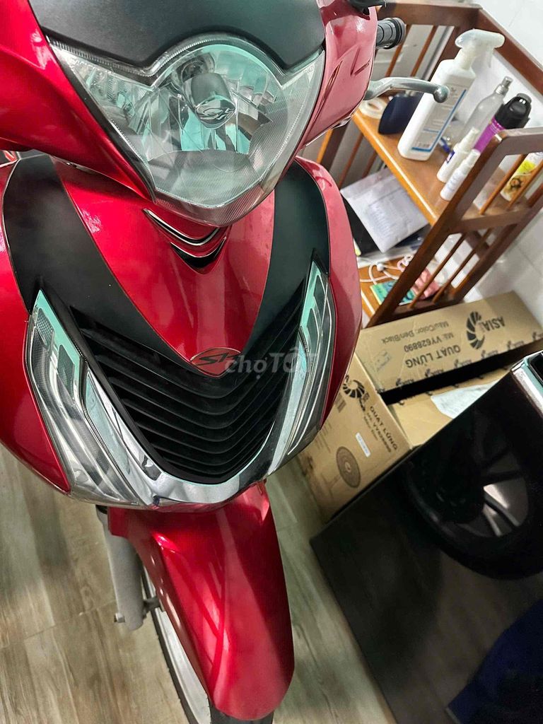 SH 150i 2013 xe còn đẹp chạy ngon. Mua bán Xe máy tại Thành phố Thủ Dầu Một Bình Dương được đăng bởi Nguyễn Cao Trí hình 2