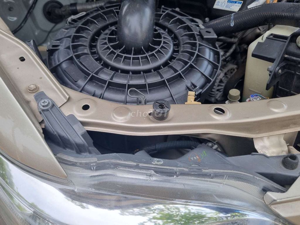 Toyota innova 2016 2.0V - 100000 km. Mua bán Ô tô tại Thị xã Bến Cát Bình Dương được đăng bởi Lâm Văn Kỳ hình 11