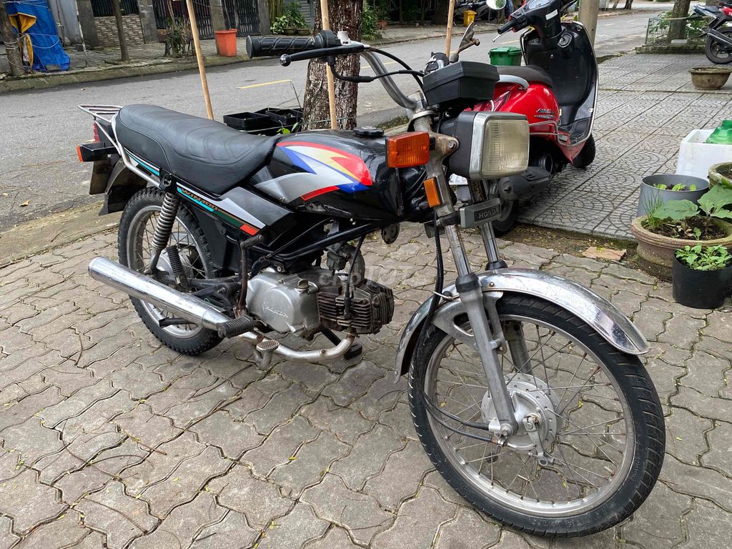 Honda Win Indo màu Đen. Mua bán Xe máy tại Quận Sơn Trà Đà Nẵng được đăng bởi Khang Nam Motor  hình 1