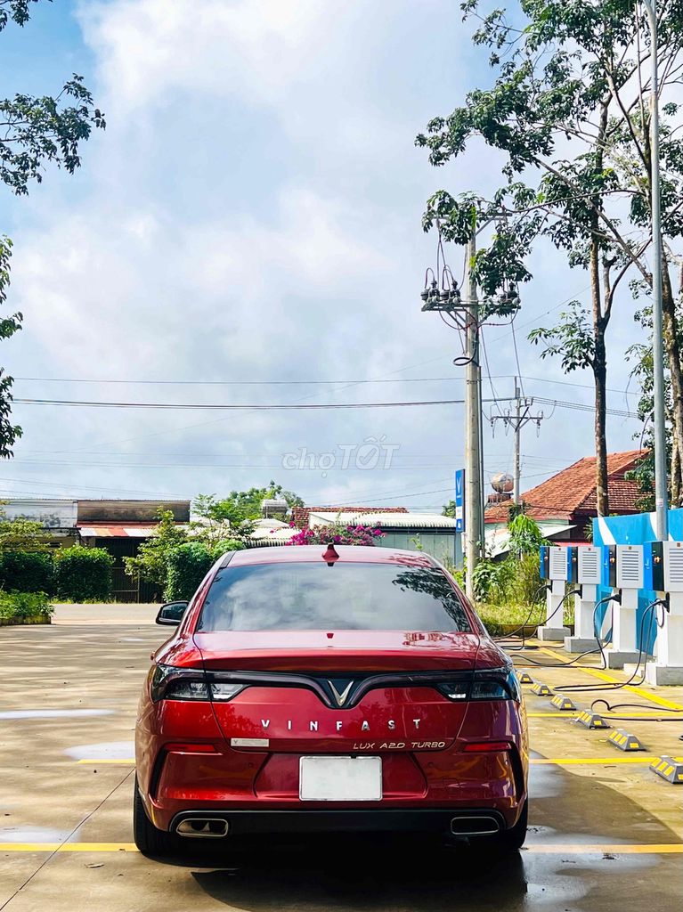 VinFast Lux A2.0 2021 Plus 2.0 AT - 71000 km. Mua bán Ô tô tại Huyện Đức Trọng Lâm Đồng được đăng bởi Hoàng Sếu hình 3
