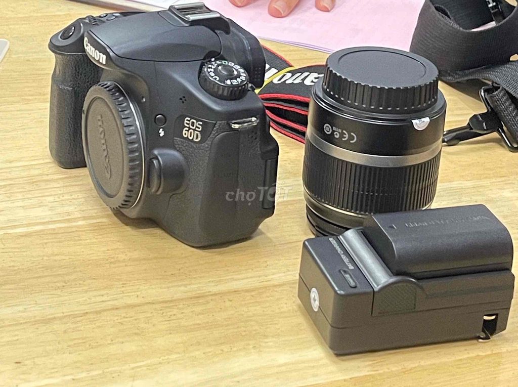 Máy ảnh Canon EOS 60D Đen. Mua bán Máy ảnh, Máy quay tại undefined undefined được đăng bởi Trần Ngọc Thoảng hình 1