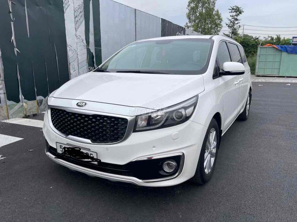 Kia Sedona 2016 2.2 DAT - 72000 km