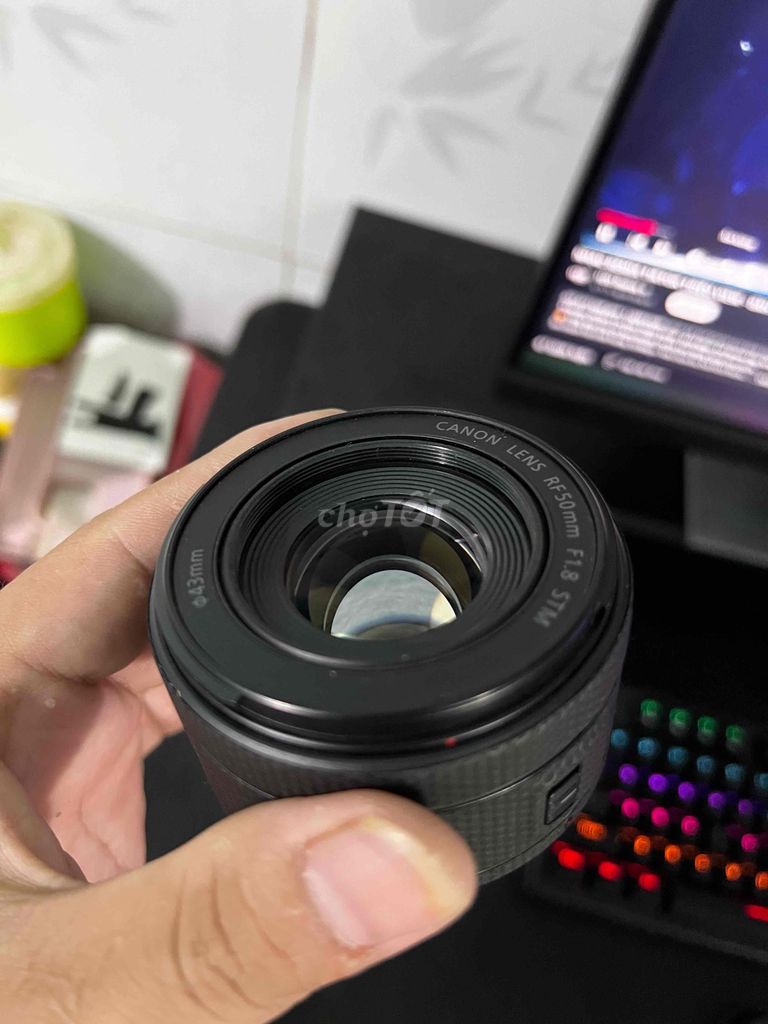 Ống kính Canon RF 50mm f/1.8 STM Đen. Mua bán Máy ảnh, Máy quay tại Thành phố Thuận An Bình Dương được đăng bởi Hà Nhật Hảo hình 1