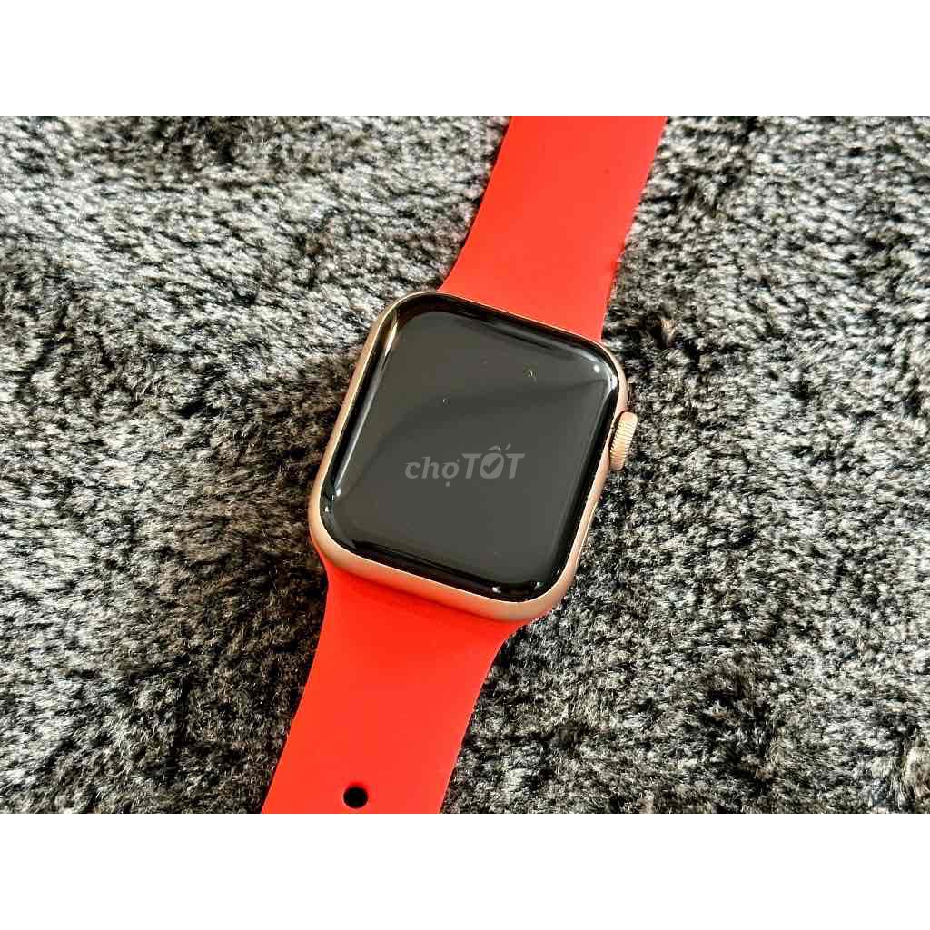 Apple Watch Series 4 40mm Đã Sử Dụng