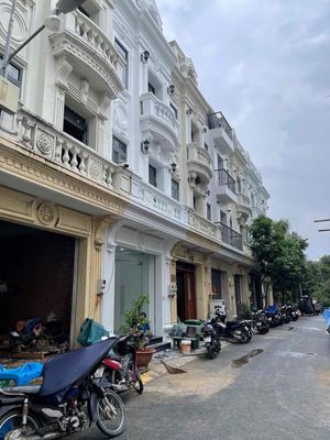 Аренда · 6 комн. · 68 м² · Quận Tân Phú, ул. Đường Nguyễn Văn Yến