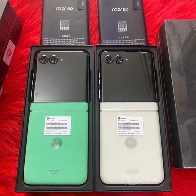 Motorola Razr 60 5G NEW FULLBOX , QUỐC TẾ