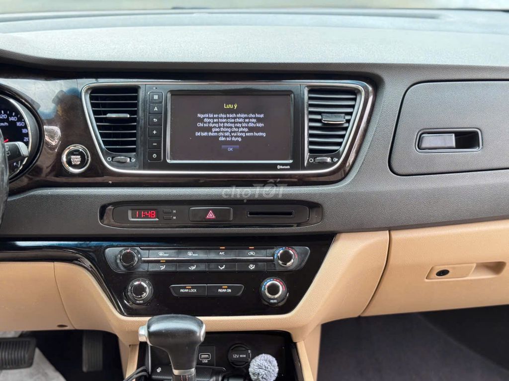 Kia Sedona 2020 2.2 máy dầu đẹp như mới. Mua bán Ô tô tại Thành phố Biên Hòa Đồng Nai được đăng bởi Nguyễn Thưởngka hình 10