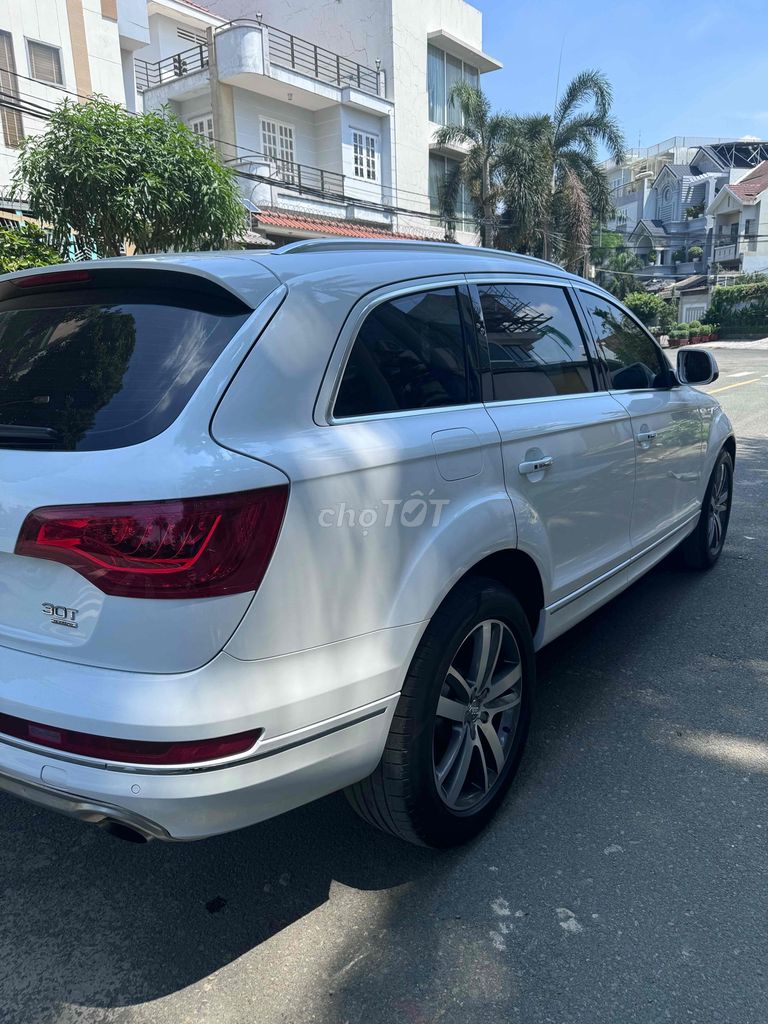 Audi Q7 3.0 2012 - 95000 km. Mua bán Ô tô tại Huyện Bình Chánh Tp Hồ Chí Minh được đăng bởi Phúc hình 4