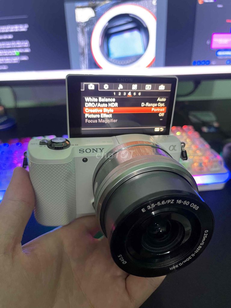 Máy ảnh Sony A5000 + Lens Sony 16 50oss Trắng. Mua bán Máy ảnh, Máy quay tại Thành phố Bắc Ninh Bắc Ninh được đăng bởi Sơn hình 1
