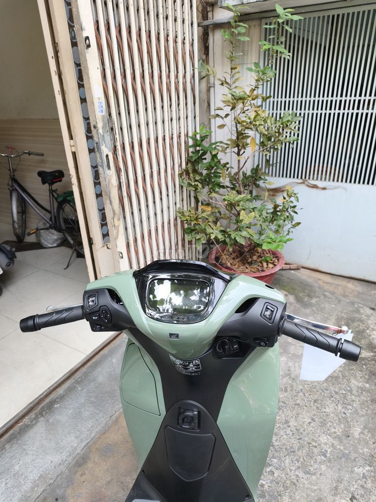 Honda SH160i Sport 2026 Xanh bơ. Mua bán Xe máy tại Quận 6 Tp Hồ Chí Minh được đăng bởi N B hình 2