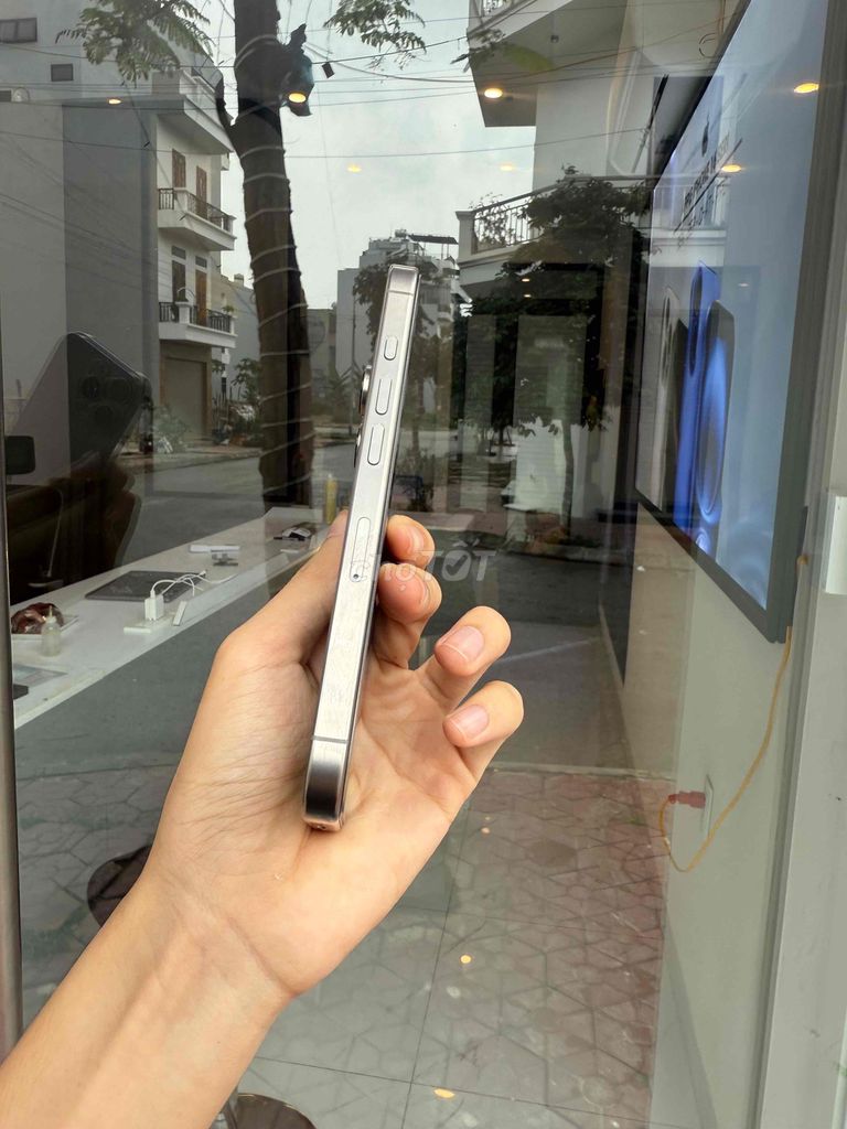 iPhone 16 Pro 256GB. Mua bán Điện thoại tại Quận Lê Chân Hải Phòng được đăng bởi Nghiêm Thượng Mobile hình 1