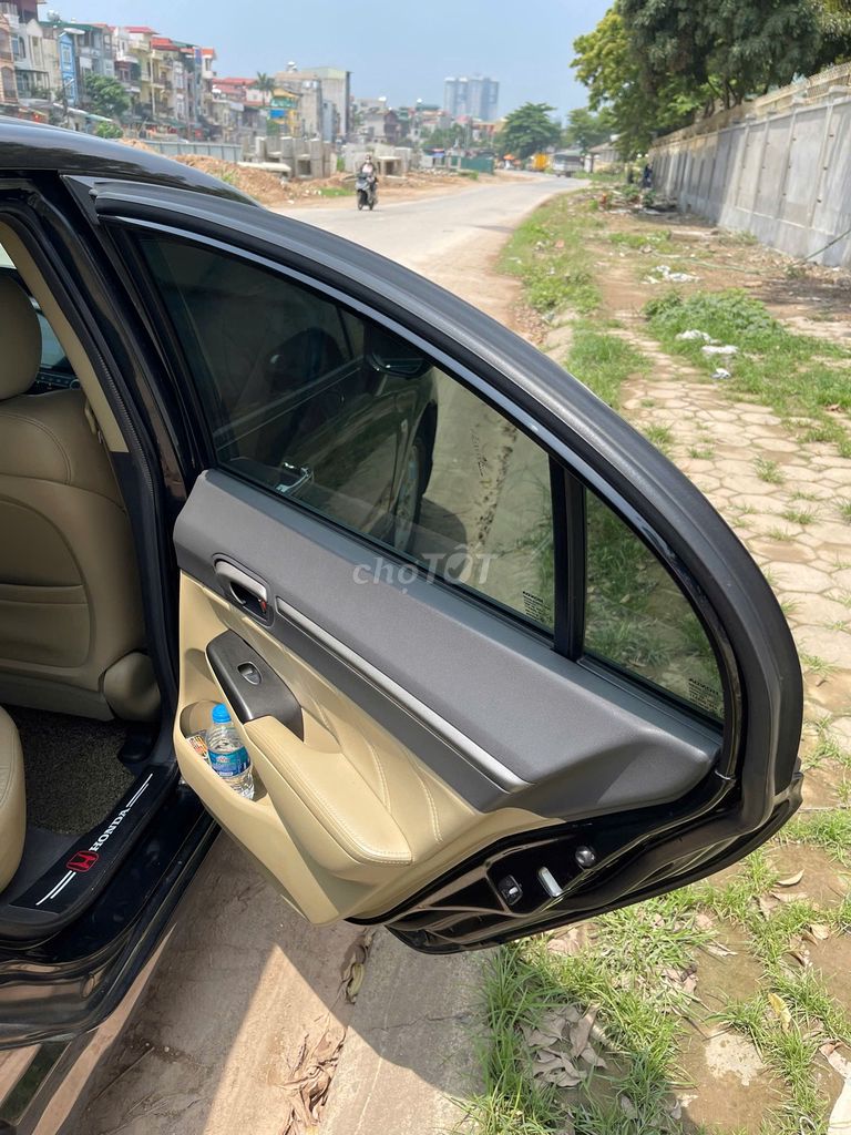 Honda Civic 2009 1.8 AT - 88000 km