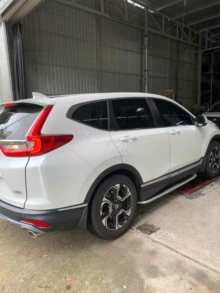 Honda CR V 2019 L - 20000 km 1chu mua mới. Mua bán Ô tô tại Thị xã Hương Thủy Thừa Thiên Huế được đăng bởi Đình vê hình 10