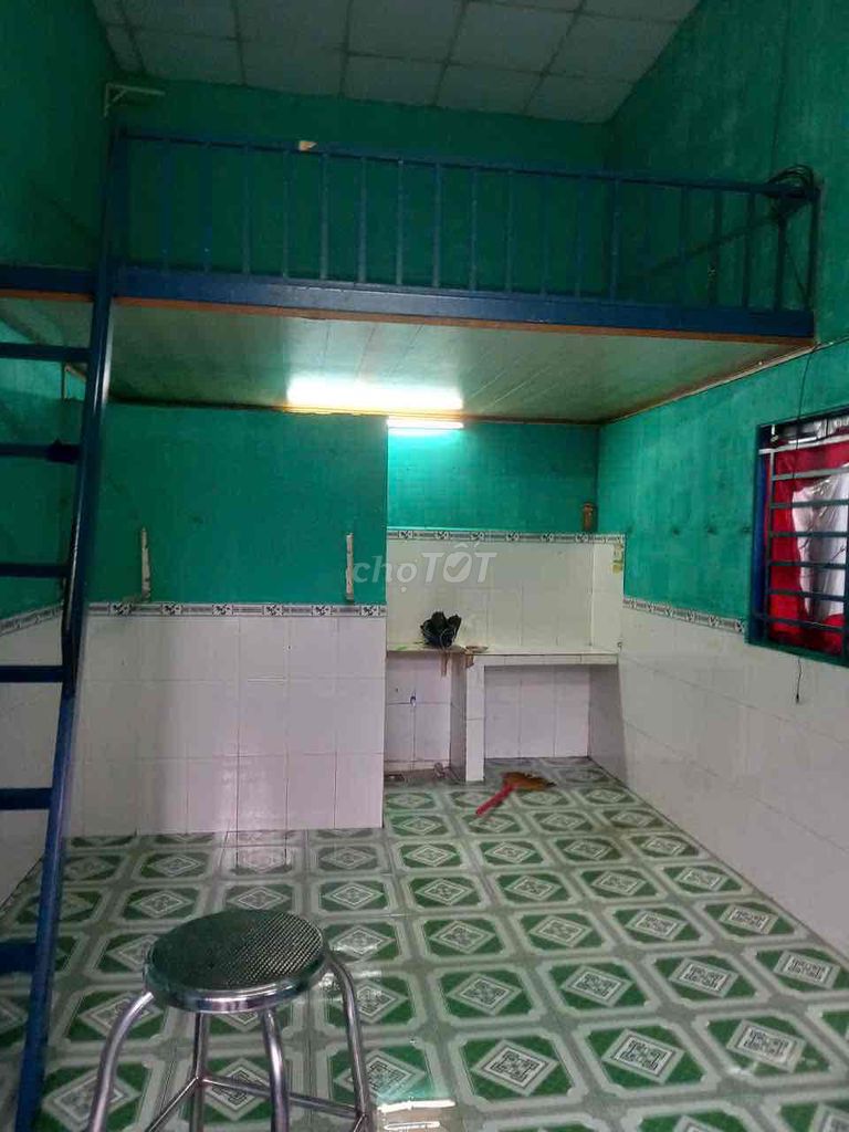 Cho thuê phòng trọ giá 1tr8 mặt tiền hẻm xe hơi đường lvl