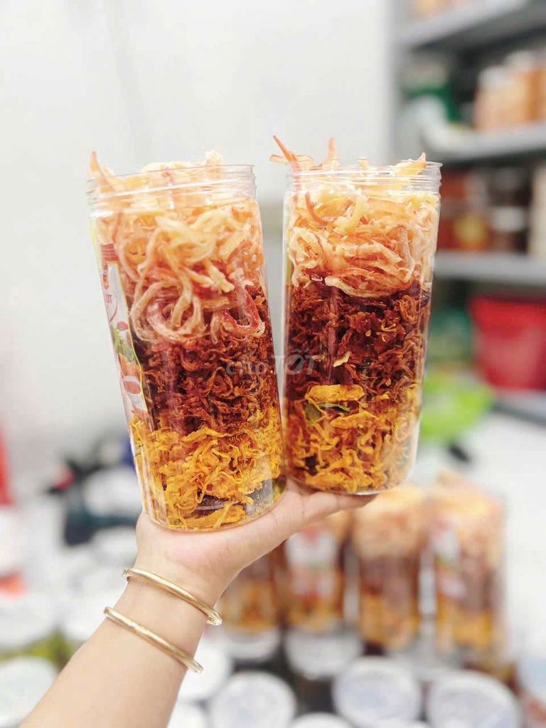 Khô gà, khô mực hũ 350g thơm ngon. Mua bán Đồ ăn, thực phẩm và các loại khác tại Quận 10 Tp Hồ Chí Minh được đăng bởi Tập Làm Affiliate  hình 1