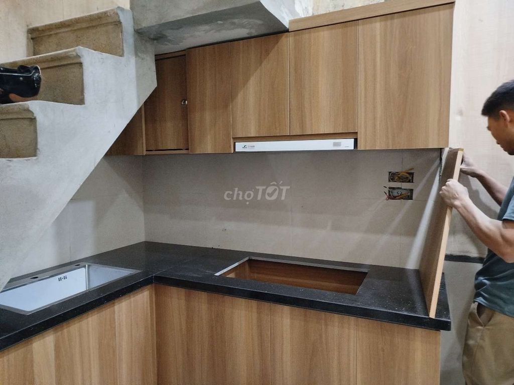 Tủ bếp tại xưởng SX gỗ MDF lõi xanh phủ melamine. Mua bán Tủ, kệ gia đình tại Quận Hoàng Mai Hà Nội được đăng bởi Hoàng minh hình 1