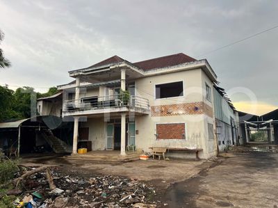 Kho xưởng bãi, văn phòng, khuôn viên 7.000 m² Quốc Lộ 91, lộ Container