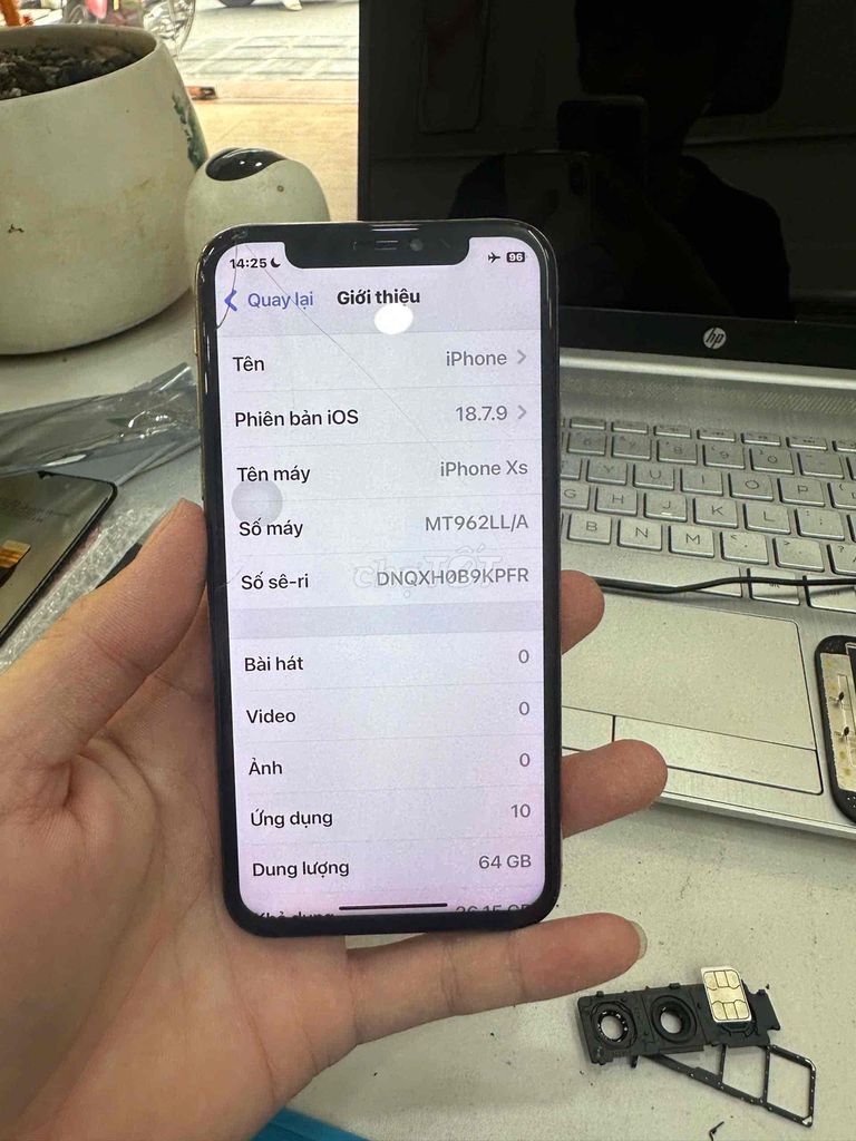 Apple iPhone Xs 64GB Vàng. Mua bán Điện thoại tại Quận Phú Nhuận Tp Hồ Chí Minh được đăng bởi hoang anh 255 hình 1
