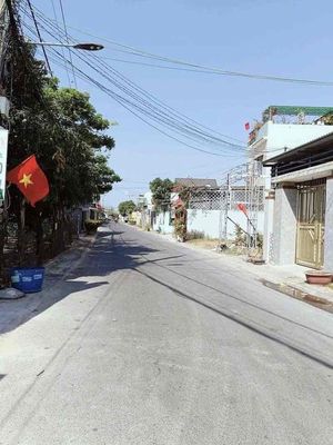 Bán lô đất mặt tiền đường huỳnh mẫn Đạt ,phước hưng, long điền, BRVT. Mua bán đất tại Huyện Long Điền Bà Rịa - Vũng Tàu được đăng bởi BĐS Nguyễn Dương 