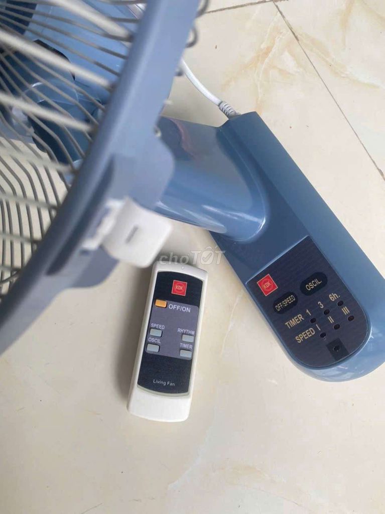 quạt treo KDK mới 95%,điện zin 220-240v,có remote.. Mua bán Quạt tại Huyện Củ Chi Tp Hồ Chí Minh được đăng bởi Chú Tư  hình 1