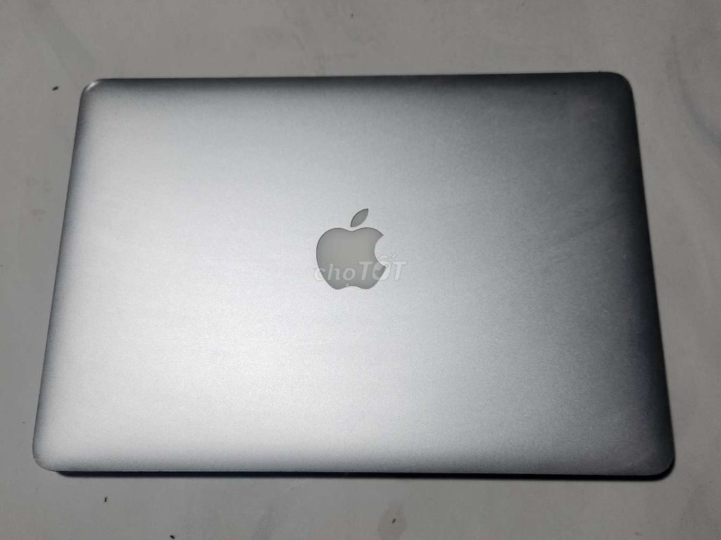 macbook air 13 in, 2012. Mua bán Laptop tại Huyện Bình Chánh Tp Hồ Chí Minh được đăng bởi Linh hình 1