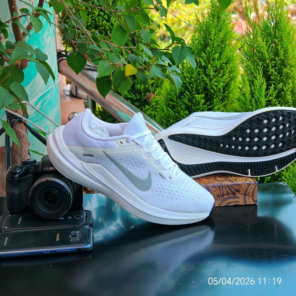 [CHÍNH HÃNG] Giày chạy bộ Nike Winflo 10 Trắng . Mua bán Giày dép tại Thành phố Bà Rịa Bà Rịa - Vũng Tàu được đăng bởi chú CÔNG AN bán giày CHÍNH HÃNG hình 1