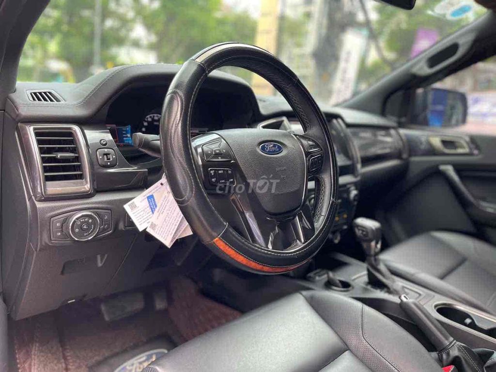Ford Everest Titanium 4x2 2021 - 84000km. Mua bán Ô tô tại Quận Tân Bình Tp Hồ Chí Minh được đăng bởi Sài Gòn Ford hình 12
