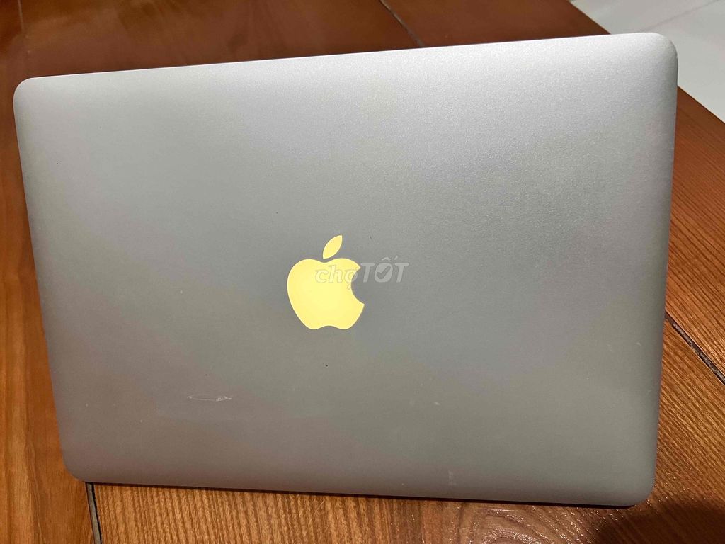 Apple MacBook Pro i7 16GB/500GB Bạc. 13.3in. Mua bán Laptop tại Thành phố Bến Tre Bến Tre được đăng bởi Nguyễn Nhân hình 1