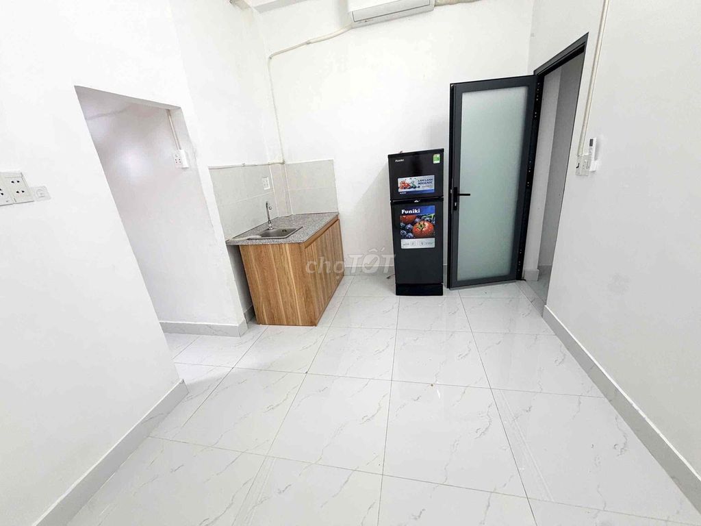 STUDIO FULL NT GẦN VLU-IUH GIÁP BÌNH THẠNH- QUANG TRUNG