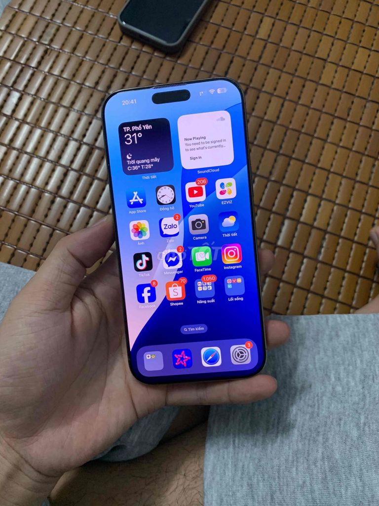 Apple iPhone 16 Pro Max 256GB VN/A. Mua bán Điện thoại tại Thị xã Phổ Yên Thái Nguyên được đăng bởi NGUYEN TRUONG GIANG hình 1
