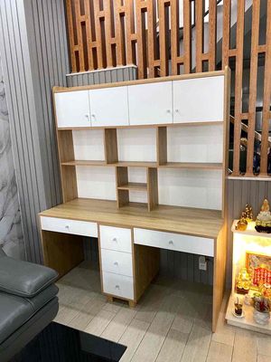 Bàn học sinh cho 2 người ngồi. Mua bán Bàn ghế tại Thành phố Thủ Đức Tp Hồ Chí Minh được đăng bởi Tiệm Nhà Gỗ