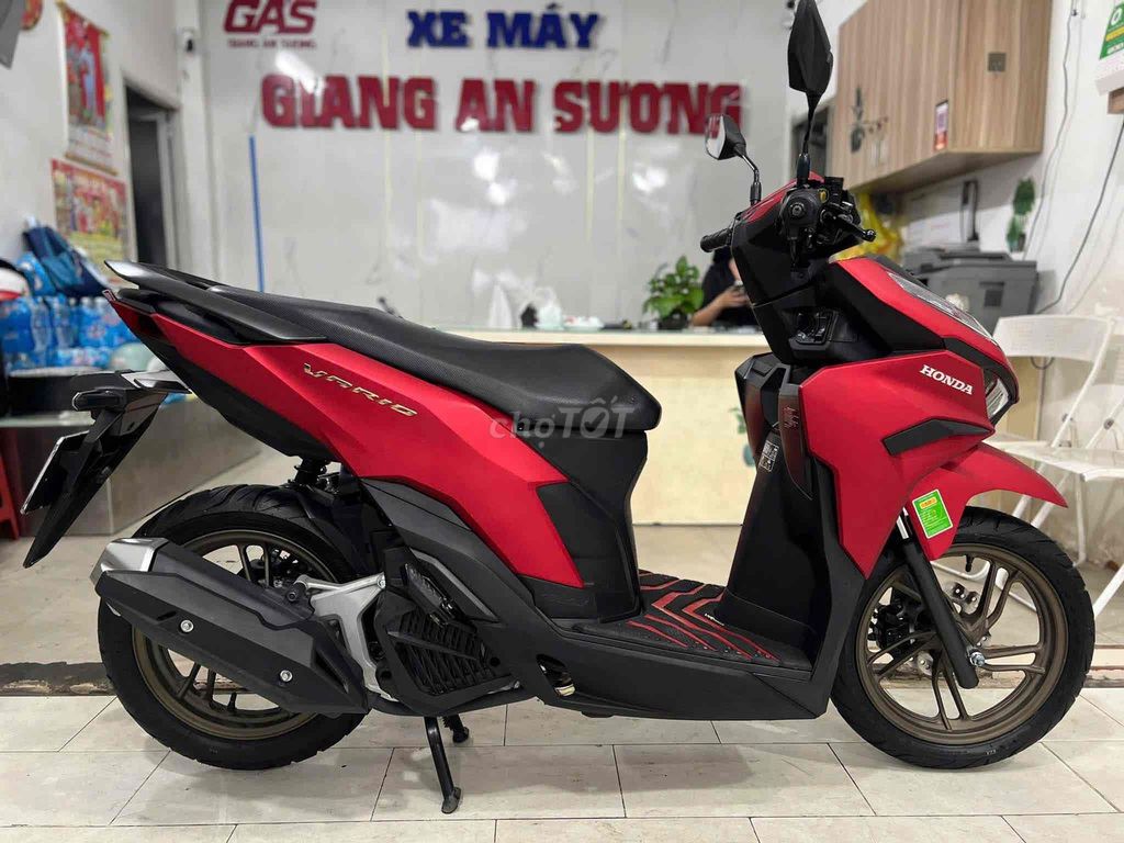 Honda Vario 125 2026 матовый красно-черный, пробег 2000 км