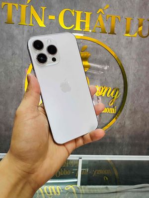 iPhone 14 pro max 256gb nguyên zin đẹp 99%. Mua bán Điện thoại tại Quận Ninh Kiều Cần Thơ được đăng bởi shop một chín tám tám